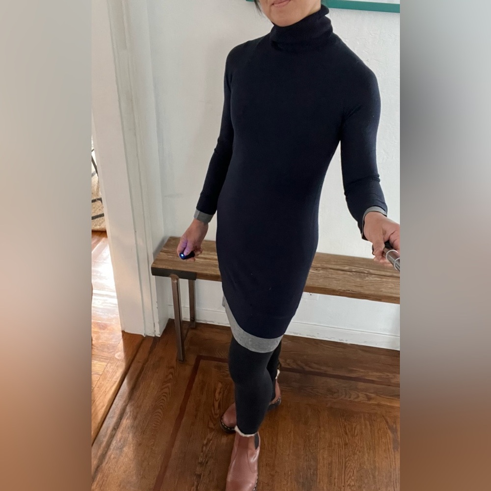 Theory Navy and grey sweater dress (P)